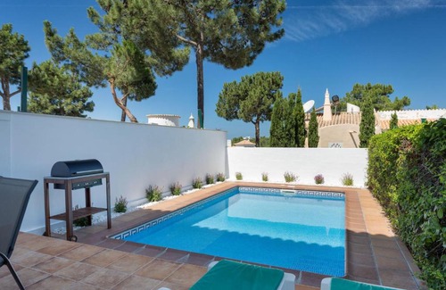 Vale do Garrao Haus | Holiday Home V2 Garrão 650m from the beach by Interhome