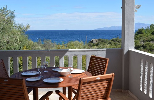 Palaio Tsifliki Haus | VILLA SIESTA am Meer, freistehend, komfortabel, magischen Meerblick enorme Garde