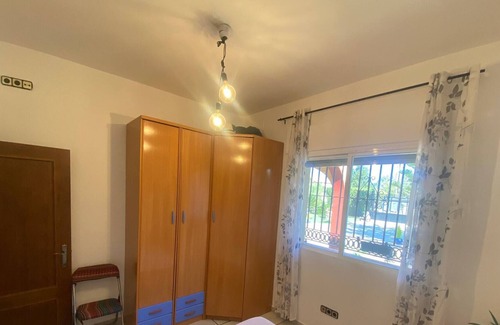 Dos Hermanas Skihütte | Holiday house with shared pool in Sevilla