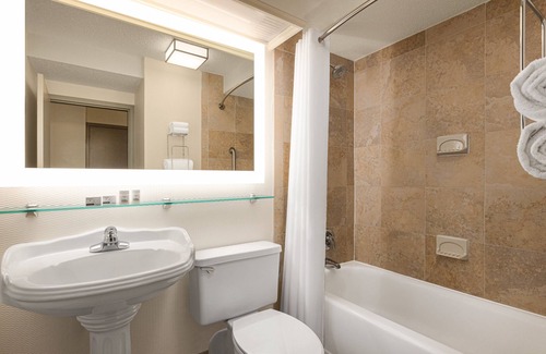 Inner Belt Hotel | Holiday Inn Boston - Cambridge Area by IHG