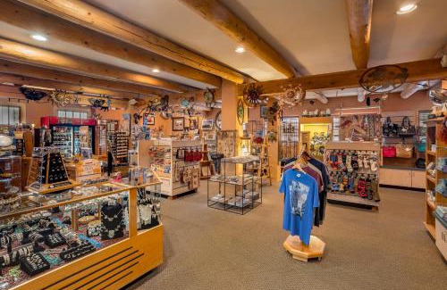 Chinle Hotel | Holiday Inn Canyon De Chelly-Chinle by IHG