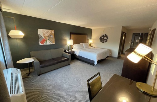 Elgin Hotel | Holiday Inn Chicago Northwest-Elgin by IHG