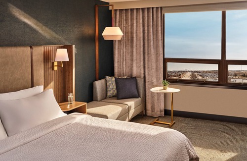 O'Hare Hotel | Holiday Inn Chicago O'Hare – Rosemont by IHG