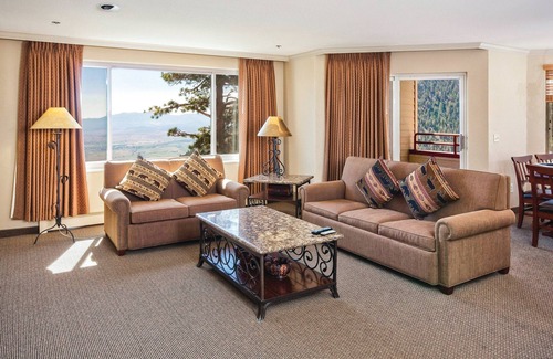 Tahoe Village Hotel | Holiday Inn Club Vacations Tahoe Ridge Resort by IHG