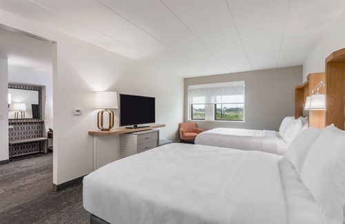 Columbus Hotel | Holiday Inn Columbus by IHG