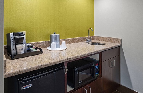 Twentynine Palms Hotel | Holiday Inn Express Hotel & Suites Twentynine Palms by IHG