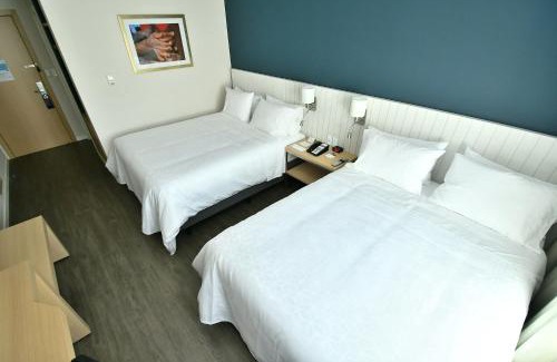 Asuncion Hotel | Holiday Inn Express Asuncion Aviadores by IHG