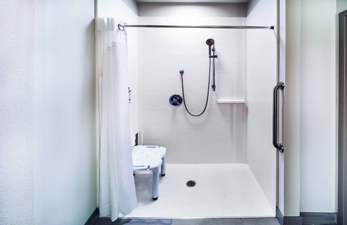 Harvey Hotel | Holiday Inn Express Harvey-Marrero by IHG