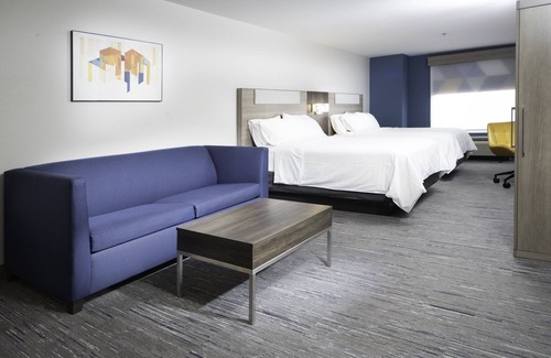 Suwanee Hotel | Holiday Inn Express Hotel & Suites Atlanta Johns Creek by IHG