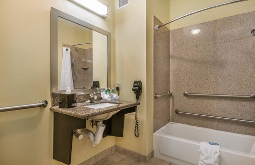 Dumas Hotel | Holiday Inn Express Hotel & Suites Dumas by IHG