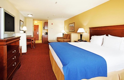 Tooele Hotel | Holiday Inn Express Hotel & Suites Tooele by IHG
