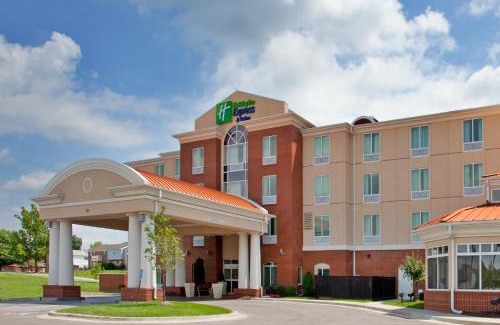 Grandview Hotel | Holiday Inn Express Hotel & Suites Kansas City - Grandview by IHG