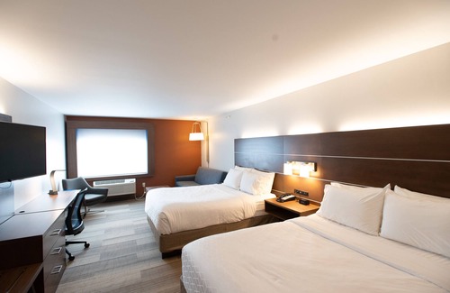 Houghton Hotel | Holiday Inn Express Houghton-Keweenaw by IHG