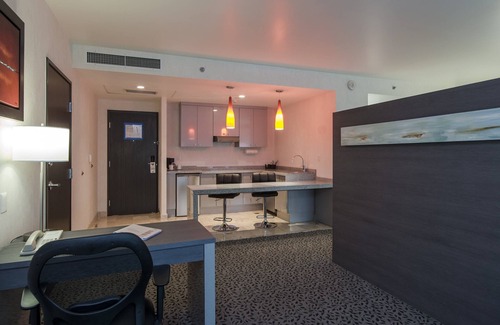 Downtown Queretaro Hotel | Holiday Inn Express Queretaro by IHG