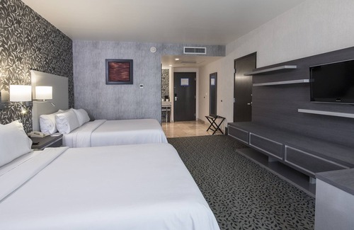 Downtown Queretaro Hotel | Holiday Inn Express Queretaro by IHG