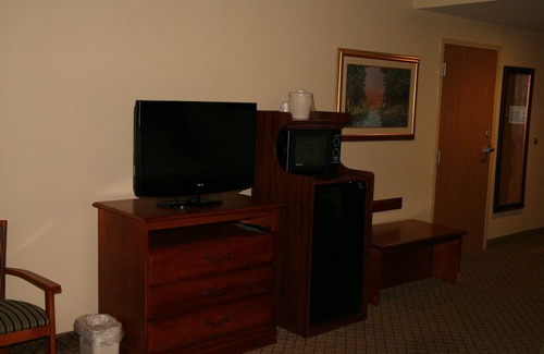 Greenwood Hotel | Holiday Inn Express & Suites - Greenwood by IHG