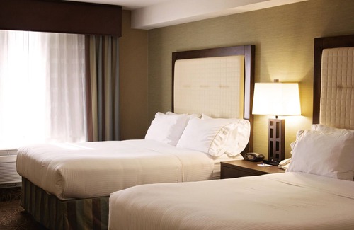 North Logan Hotel | Holiday Inn Express & Suites Logan by IHG