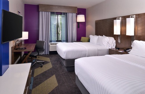 Bryant Hotel | Holiday Inn Express & Suites Bryant - Benton Area by IHG