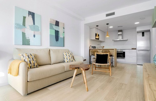 Roques Daurades Wohnung | Neu ferienwohnung "Garbí By Enjoy Rocas Doradas" mit Pool, privater Terrasse und WLAN