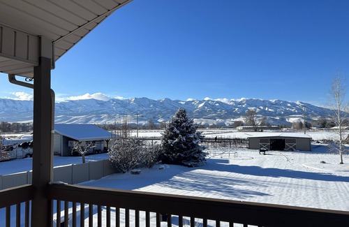Morgan Haus | Holiday Retreat Mountain Home in Morgan - HOT TUB