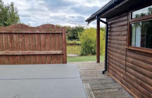 Fitling Haus | Holly 8 Hot Tub