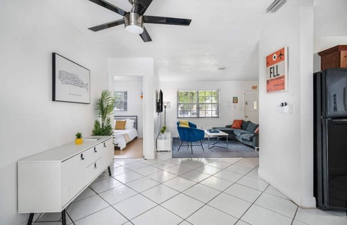 West Hollywood Haus | Hollywood Glamour & Comfort