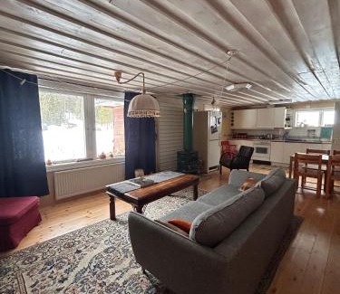 Kvikkjokk Haus | Holy Motors camp