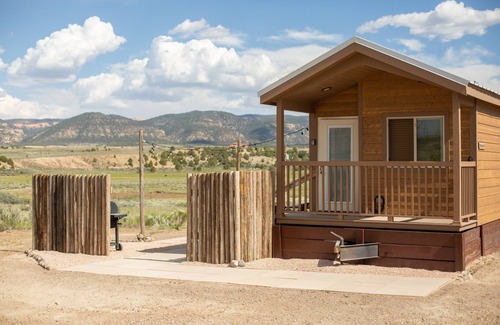 Hatch Haus | HOME BASE for your Bryce & Zion Adventures