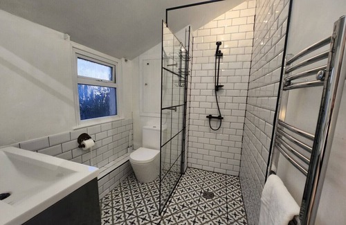 Shelsley Beauchamp Haus | Home In Worcester - With Free Parking