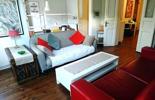 Taksim Wohnung | Home ★ Office with Excellent Location in Cihangir, Taksim, İstanbul