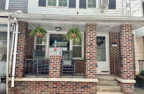 Ashfield Haus | Home on Broadway in Jim Thorpe