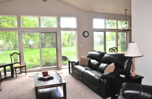 Dalton Ranch Haus | Home On Golf Course - Great location