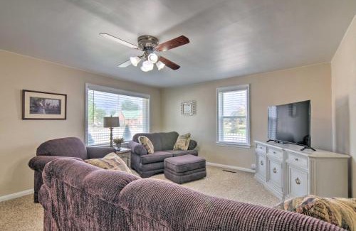 Circleville Haus | Home with Fenced Yard by 5 Mighty Natl Parks