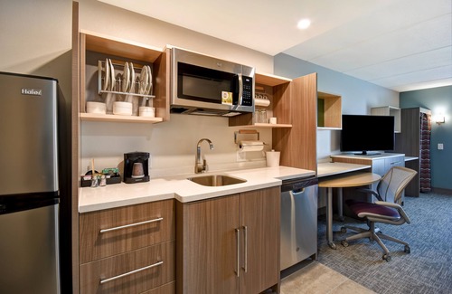 Carlsbad Hotel | Home2 Suites by Hilton Carlsbad