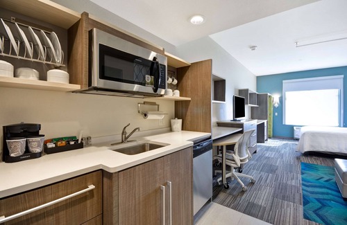 Perrysburg Hotel | Home2 Suites by Hilton Perrysburg Levis Commons Toledo