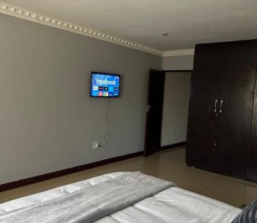 Greater Johannesburg Metropolitan Area Haus | Homely Palace Guesthouse