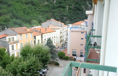 Amelie-les-Bains-Palalda Wohnung | Homerez - Studio with Balcony in Amélie-les-Bains