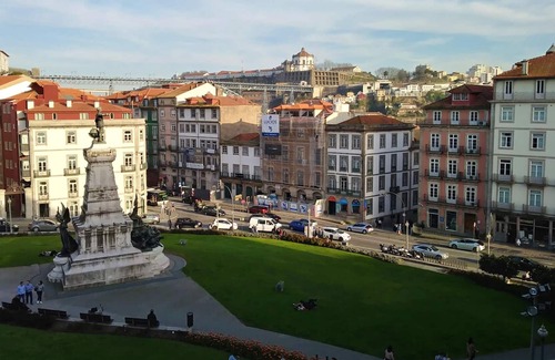 Sao Nicolau Wohnung | Homerez - Appartement 3 km away from the beach for 8 ppl. with balcony at Porto
