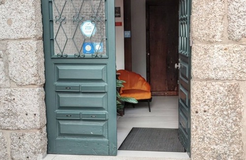 Old Town Wohnung | Homerez - Apt. in Guimarães + City View