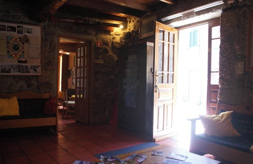 Seia Wohnung | Homerez - Whg. in Seia mit Kamin
