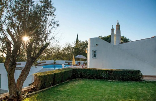 Quinta das Raposeiras Haus | Homerez - Charmantes Haus mit privatem Pool in Faro