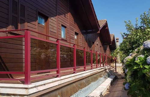 Ourem Wohnung | Homerez - Gemütliches Studio mit Balkon in Matas 20 m² und Jacuzzi