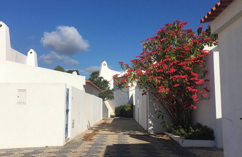 Prainha Haus | Homerez - House in Alvor, sea view