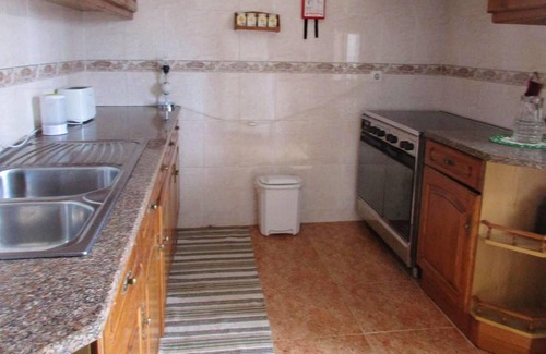 Sobral de Monte Agraco Haus | Homerez - House for 6 ppl. with garden and terrace at Sobral de Monte Agraço