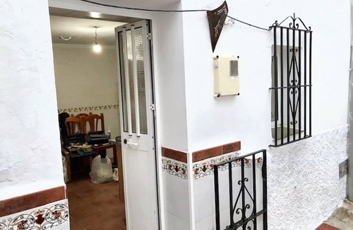 Benalauria Haus | Homerez - Spacious House in Benalauría with Fireplace