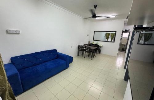 Kuala Kangsar Haus | Homestay Cikgu Iqa (Muslim)