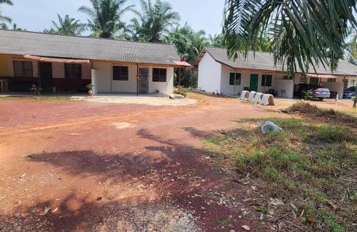 Bukit Gambir Haus | Homestay Mak Ndek '4'