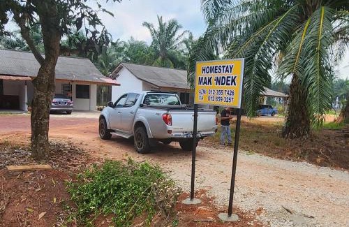 Bukit Gambir Haus | Homestay Mak Ndek '4'