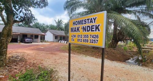 Bukit Gambir Haus | Homestay Mak Ndek '4'