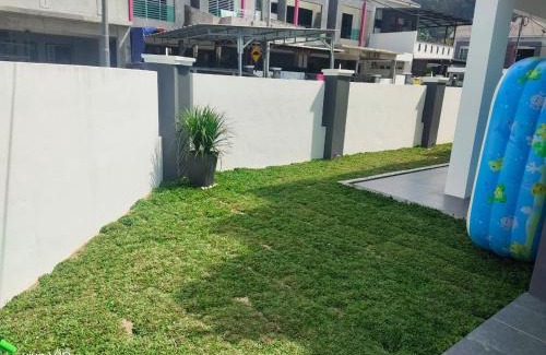 Lumut Haus | Homestay Mewah Lumut